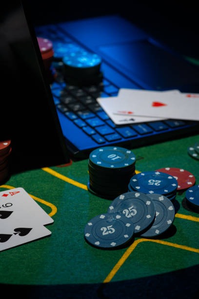 super88 slot mobile app interface showing football markets and live-dealer tables